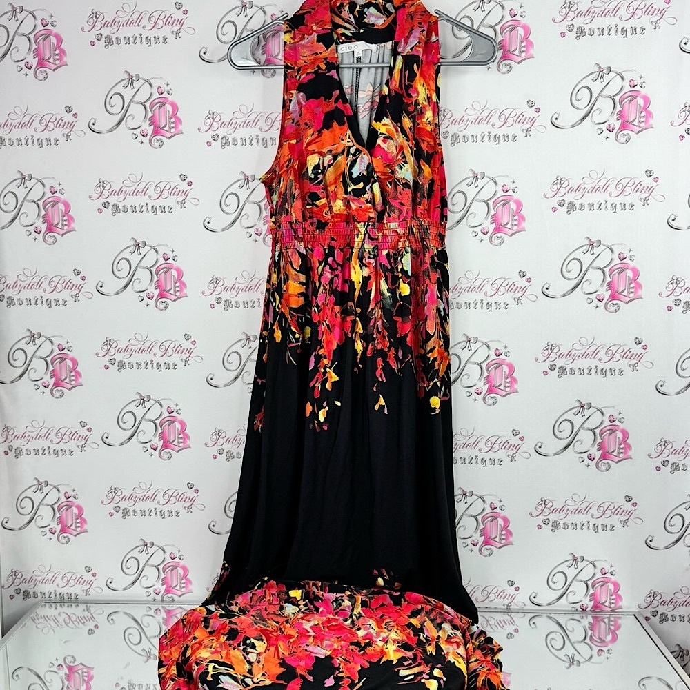 Cleo dress long maxi flowers ombré style Black and Red Floral Maxi Dress